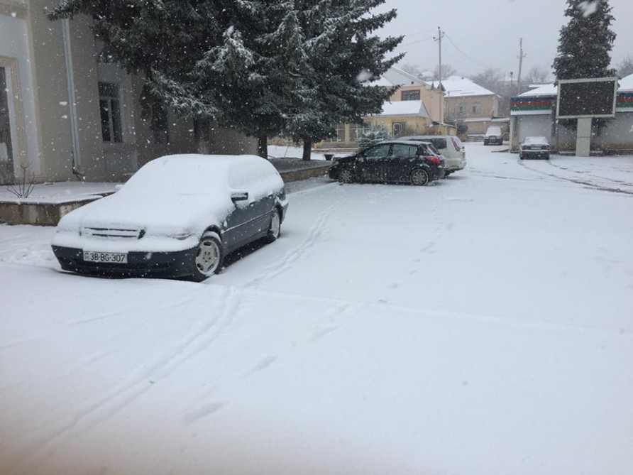 Bakıya sulu qar, rayonlara qar yağacaq - Sabahın hava proqnozu
