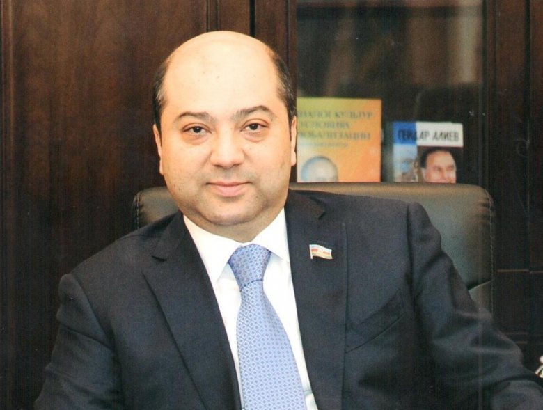 BAKIDA GÖLÜ QURUDAN KƏMALƏDDİN HEYDƏROVUN YAXIN DOSTU ÇIXDI - Hacı Salayevə sərt tapşırıq verildi