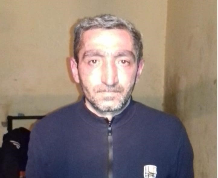 Bakıda "Bazarstore"yə bıçaqla basqın: satıcılar hədələndi -&nbsp;Polislər&nbsp;zərərsizləşdirdi + FOTO