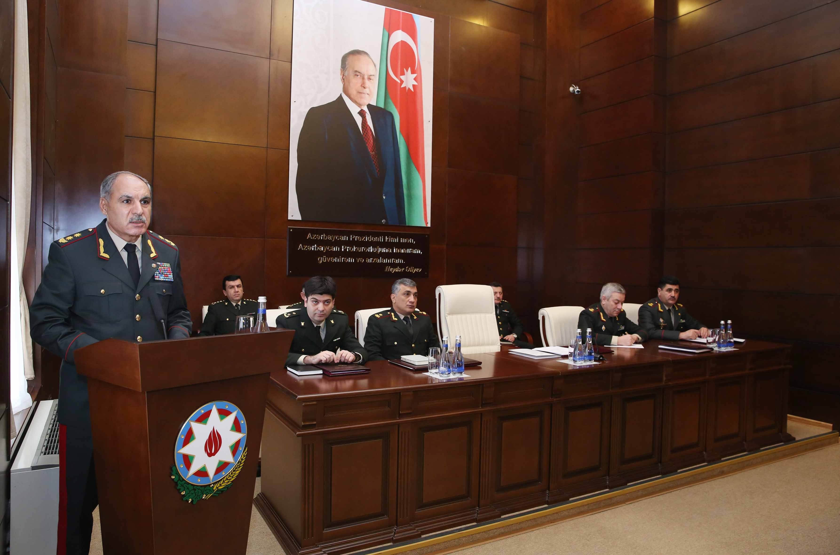Xanlar Vəliyev yenidən Hərbi prokuror vəzifəsinə təyin edidl