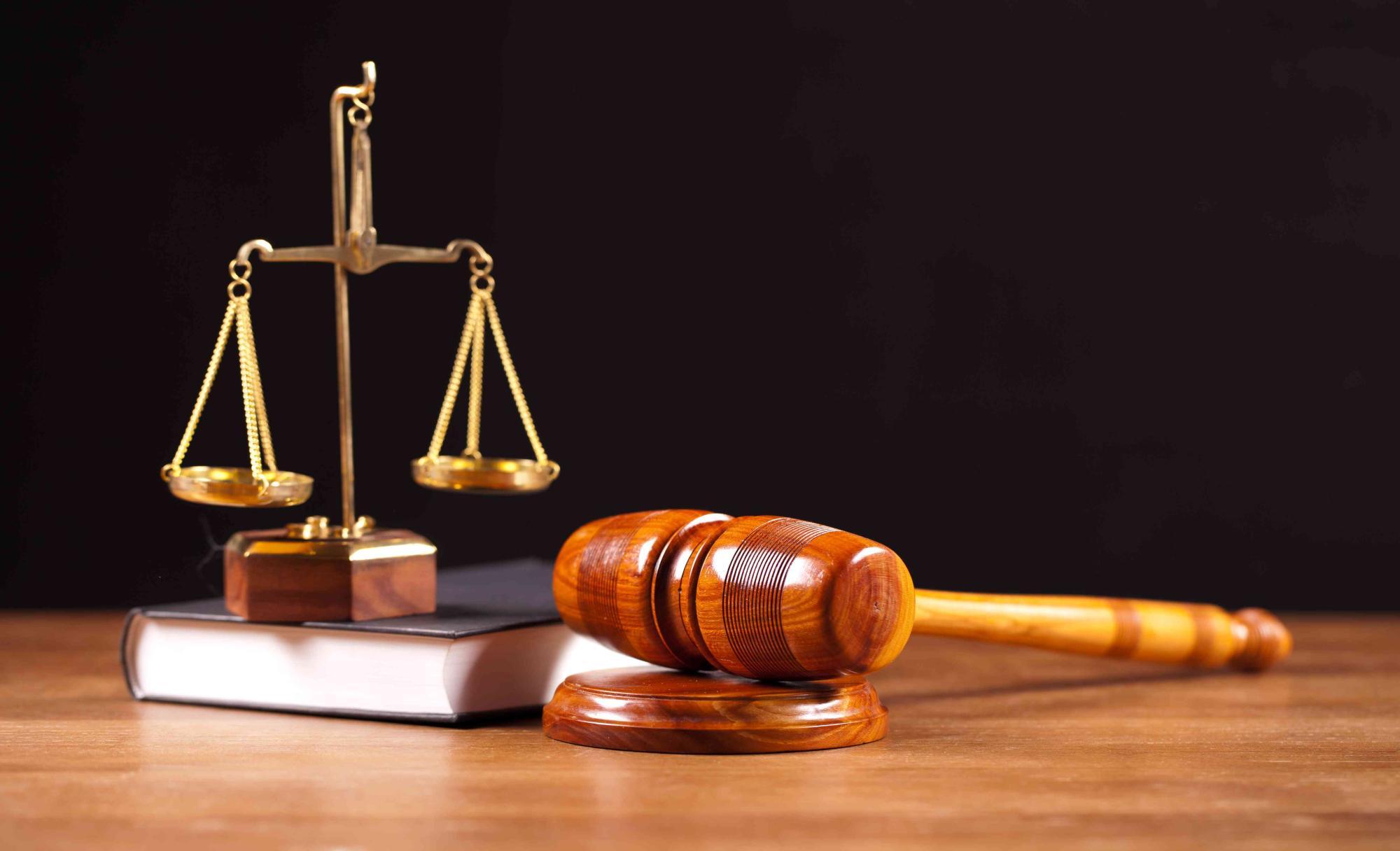 Saxlanılan jurnalistlər hakim qarşısına çıxarılır