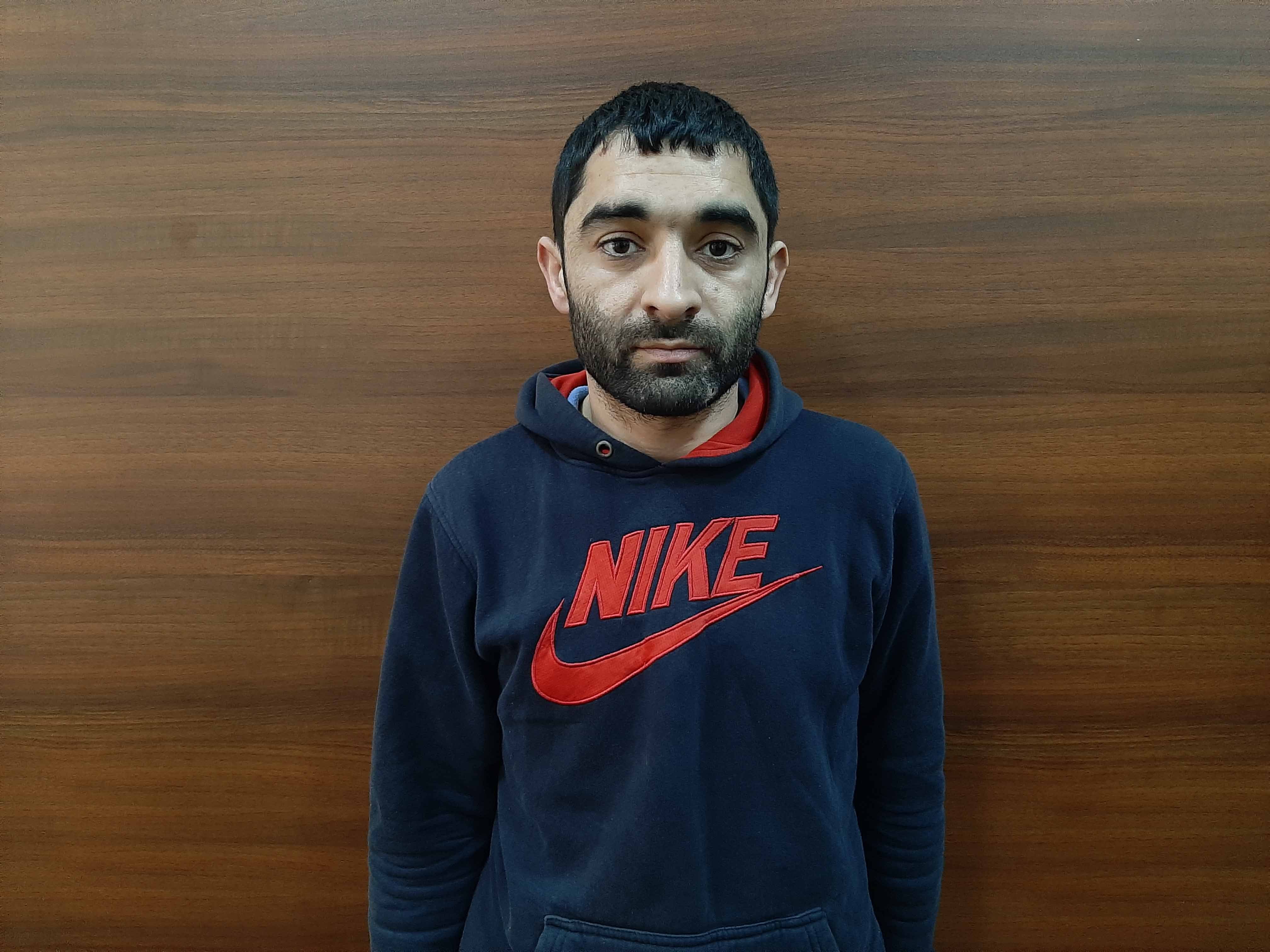 Bu şəxs Bakıda avtobuslarda 40-a yaxın sərnişinin cibinə girib - FOTO