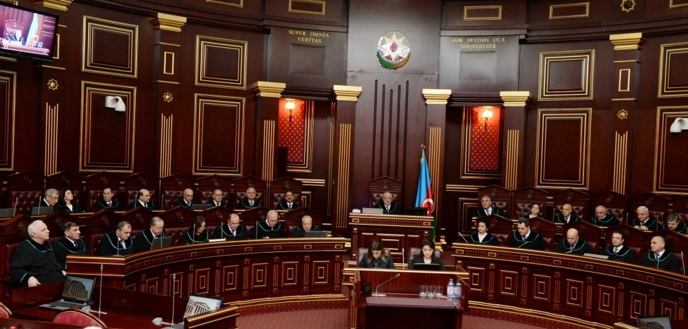 Ali Məhkəmənin təqaüdə göndərilən hakimləri bunlardır - SİYAHI