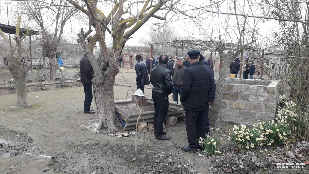 Kürdəmirdə şok olay:&nbsp;&nbsp;ananın meyiti su quyusunda, körpəninki evdə tapıldı
