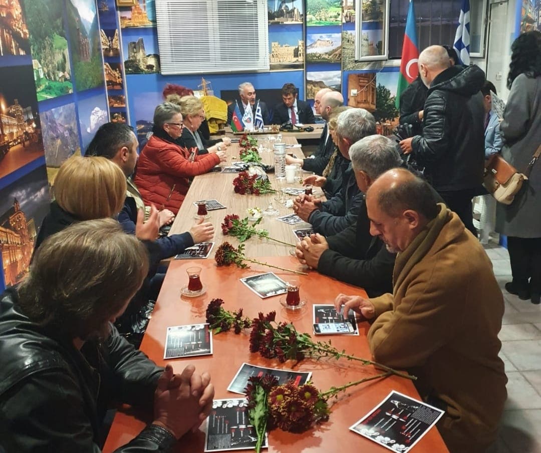 "QALA" Yunanıstan-Azərbaycan Dostluq Cəmiyyəti "Xocalı Soyqırımını Unutma" adlı sərgi keçirir -&nbsp;Salonikidə + FOTOLAR
