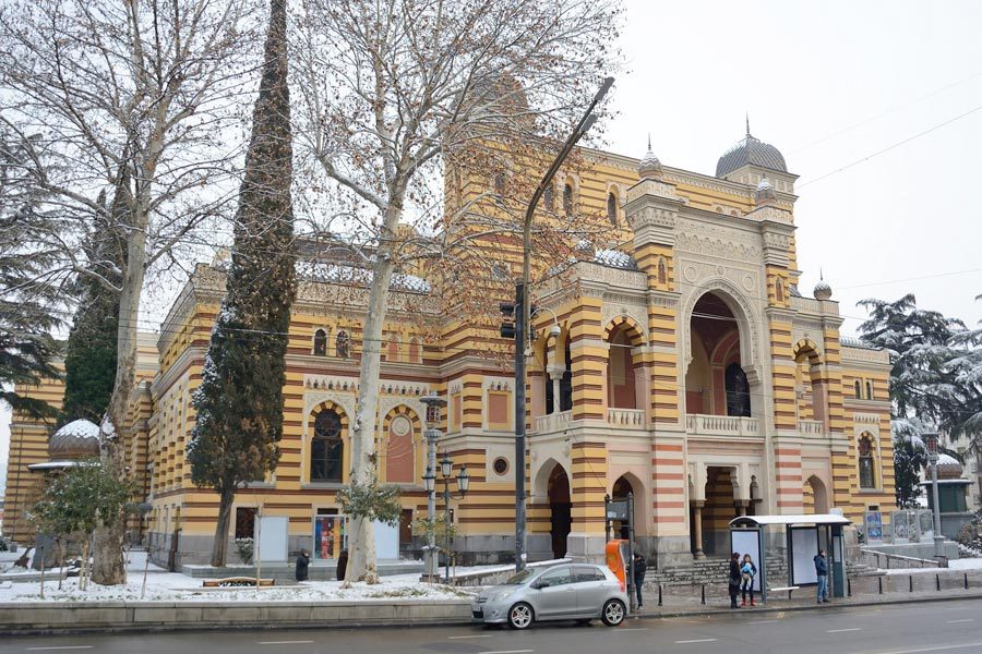 Teatrlarda tamaşaların nümayişi martın 16-dək müvəqqəti olaraq dayandırılıb&nbsp;