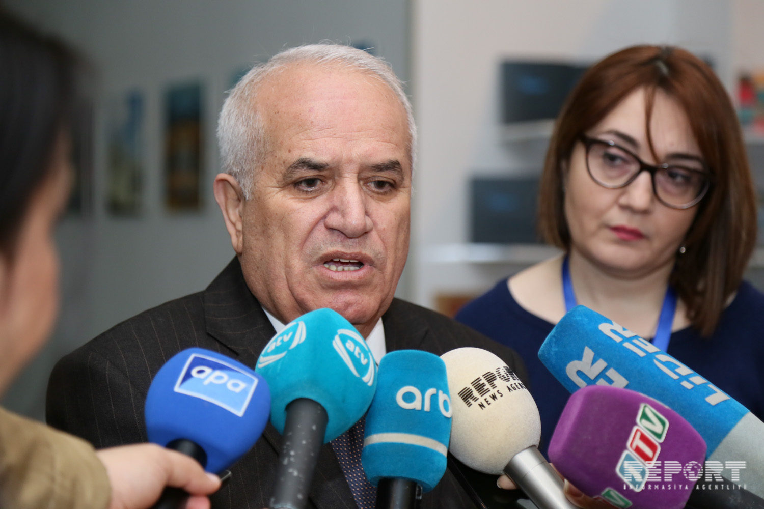 "Heç nədən&nbsp;xəbərim yoxdur, kənddə oturmuşam..." -&nbsp;Azərbaycanın baş epidemioloqundan şok açıqlamalar və ATU-dan qəribə reaksiya&nbsp;+ VİDEO