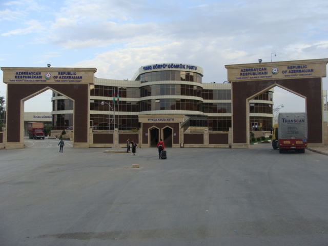 &ldquo;Qırmızı körpü&rdquo; sərhəd-keçid məntəqəsi yeni iş rejiminə keçib