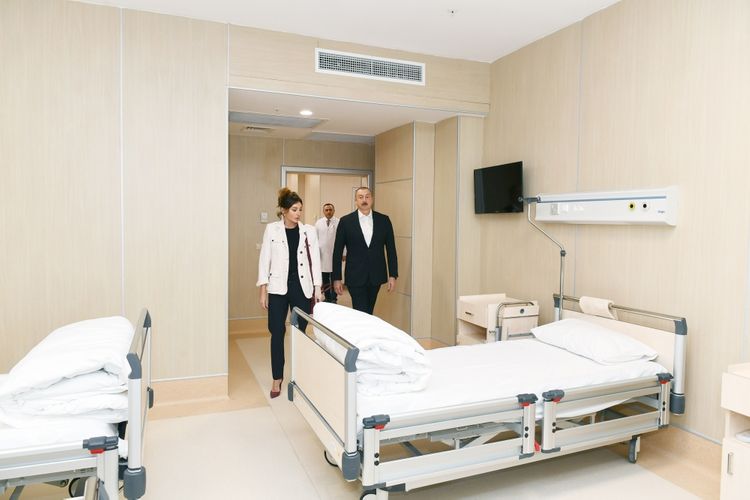 Prezident və xanımı &ldquo;Yeni klinika&rdquo;nın&nbsp;- Açılışında&nbsp;+&nbsp;FOTOLAR