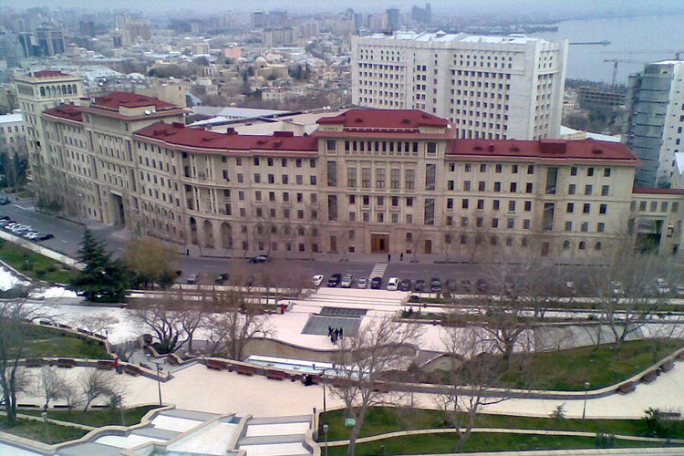 Nazir, komitə və Agentlik sədrləri... - Onların qəbul günləri açıqlandı (CƏDVƏL)