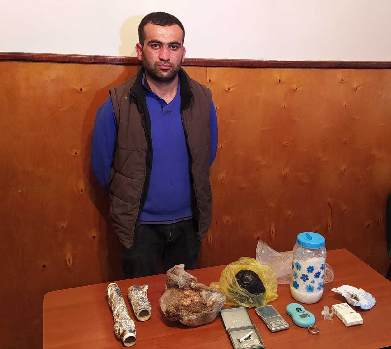 Astarada narkotacir narkotik satarkən tutuldu - FOTO