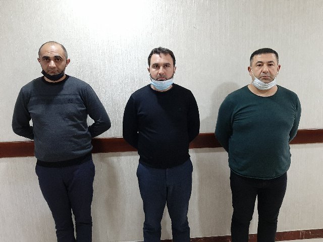 Bakıda saxta icazə arayışı hazırlayan şirkət rəhbəri və daha iki nəfər saxlanıldı - FOTO