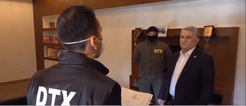 SABİQ İCRA BAŞÇISINA 4 MİLYONLUQ İTTİHAM: "Təqsirim var, ancaq o pulları..."&nbsp;-&nbsp;Prokuror ittiham aktını elan etdi