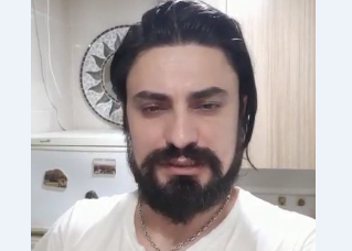 "Qızlara iyrənc təkliflər edir..." - Azərbaycanlı rejissora aktyordan ağır ittihamlar + VİDEO