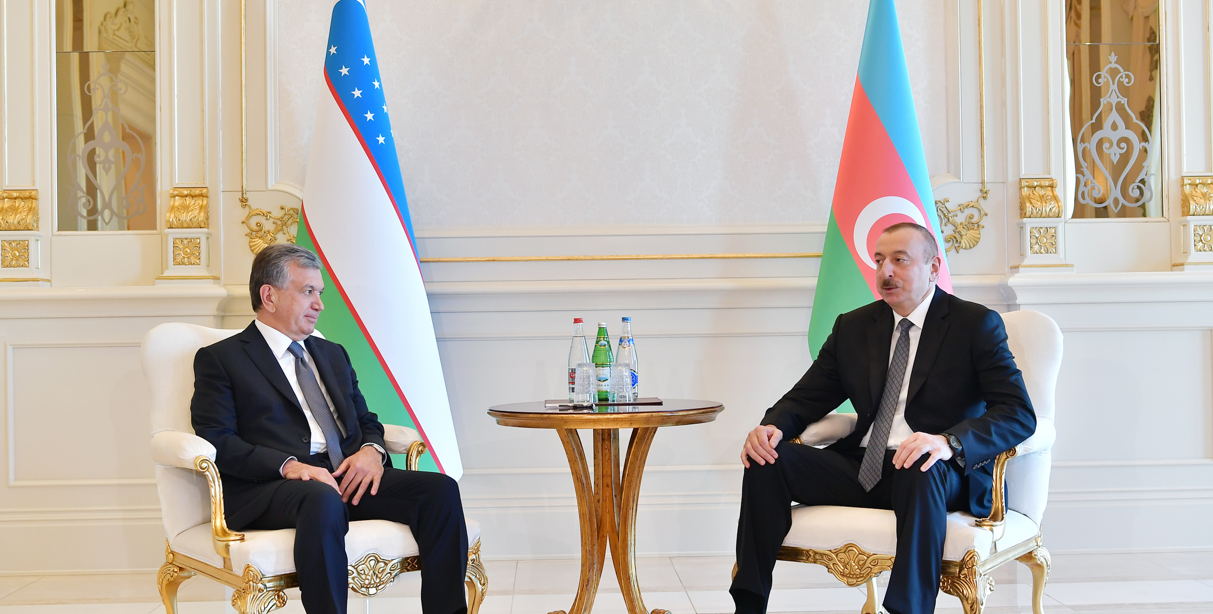 Şavkat Mirziyoyev Azərbaycan Prezidentinə məktub ünvanlayıb