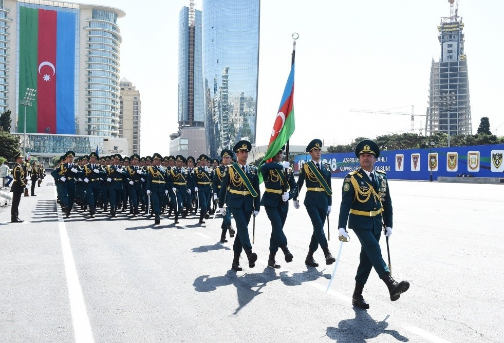 Prezident hərbi xidmətlə bağlı sərəncam imzaladı