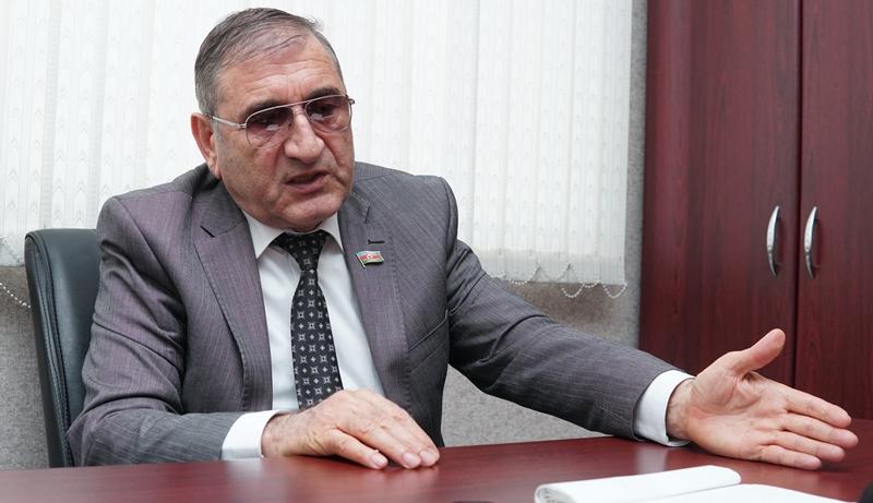 Deputat: \"Bizim mətbəximizdə dolmadır, bozbaşdır, lülə kababdır, bundan başqa hansı var?\" - MÜSAHİBƏ