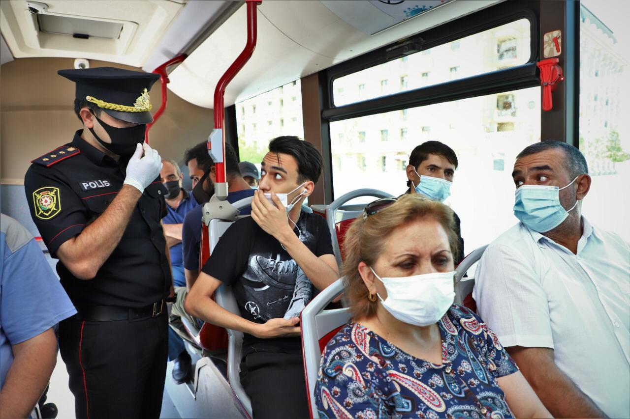 Bakı polisi reyd keçirib
