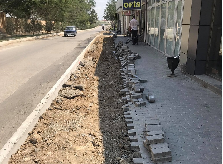BNA-dan BAKINI İFLİC&nbsp;EDƏN DAHA BİR ADDIM: Naximov küçəsi 7-9 metr daraldılır - Camaat etiraz edir&nbsp;+ FOTOLAR