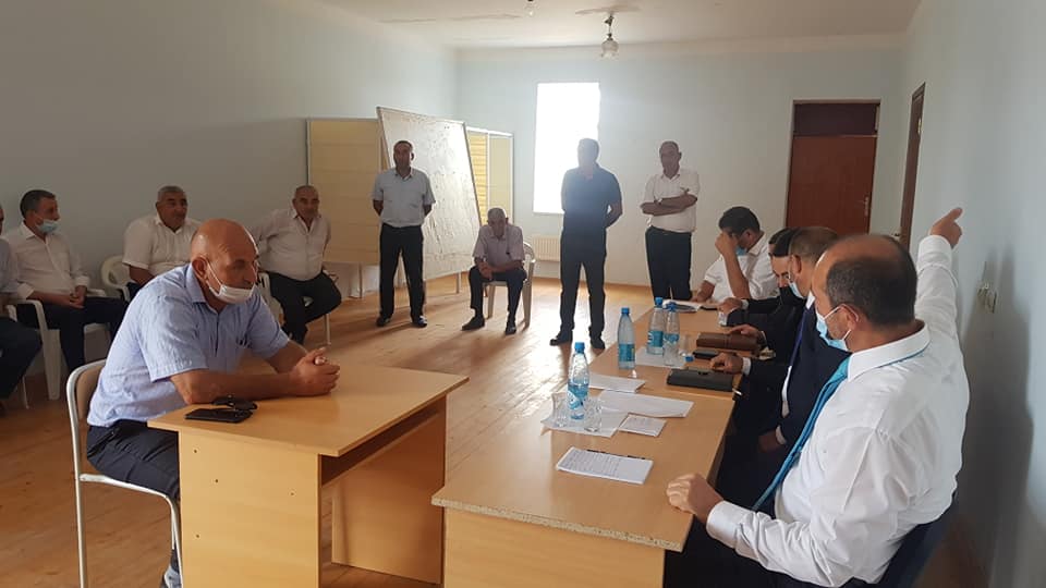 Deputat: "Camaata yazığım gəlir, həqiqətən də çox üzülürəm&rdquo;