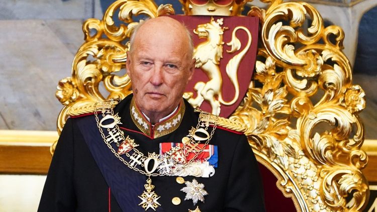 Norveç kralı V Harald xəstəxanaya yerləşdirilib