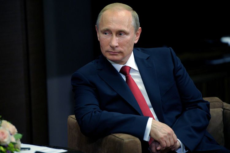 Putin: &ldquo;Biz heç vaxt qonşularımızın daxili siyasətinə qarışmırıq&rdquo;