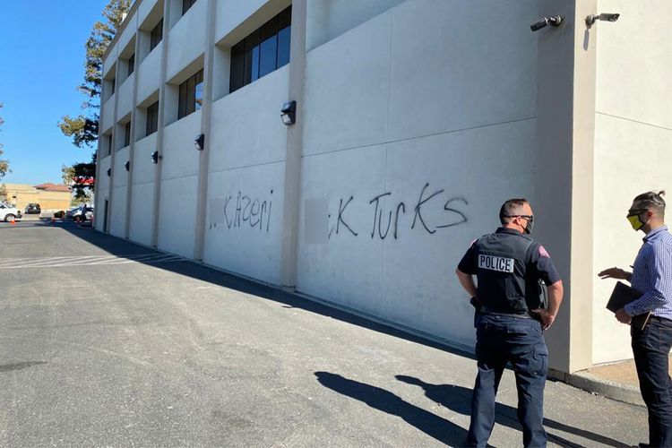Ermənilər Kaliforniyada azərbaycanlılara qarşı vandalizm aktı törədib - Açıqlama