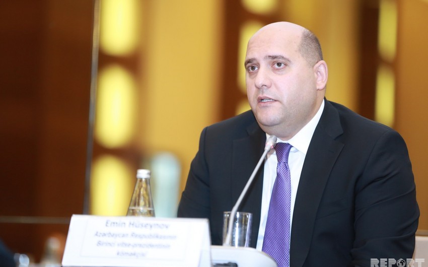 Mehriban Əliyevanın köməkçisi:&nbsp;"Terorçu Paşinyan, onunla sarayını bəzədin?&rdquo;