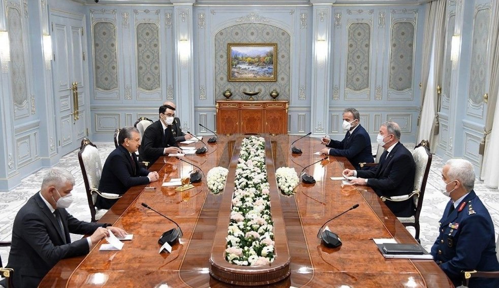 Hulusi Akar Özbəkistanda: Türkiyənin Müdafiə naziri ilə&nbsp;prezident nələri müzakirə edib? + FOTO