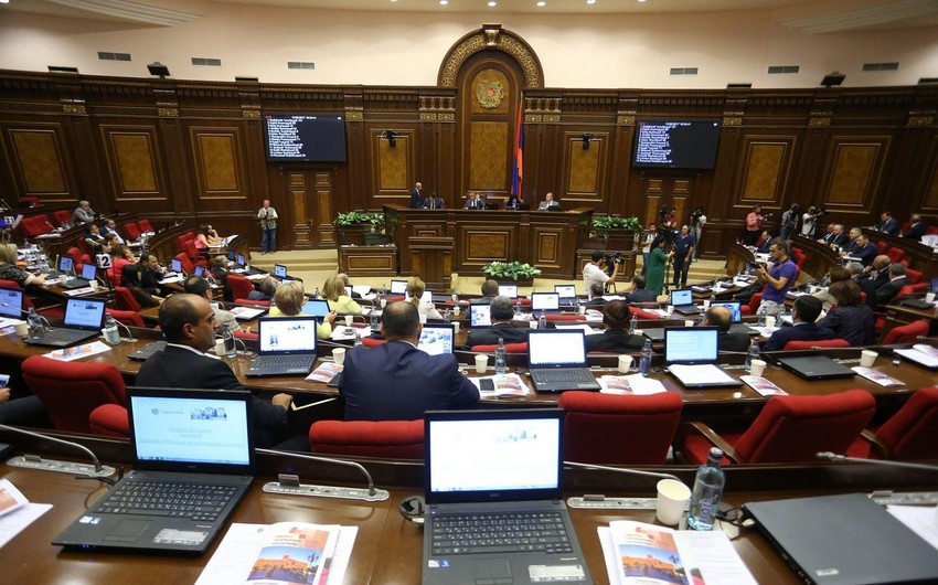 Ermənistanda hakimiyyət böhranı:&nbsp;parlamentin&nbsp;iclası keçirilməyib