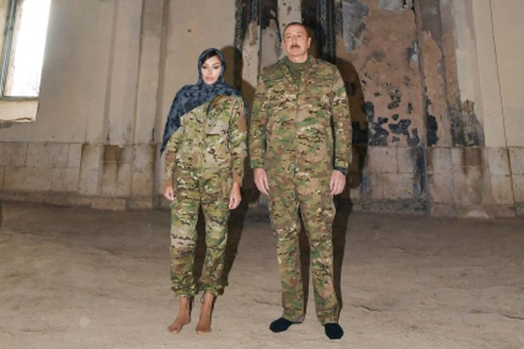 PREZİDENT VƏ BİRİNCİ VİTSE-PREZİDENT AĞDAMDA MƏSCİDDƏ: "Düşməni məcbur etdik ki, Ağdam rayonundan çəkilsin&rdquo;&nbsp;- VİDEOLAR