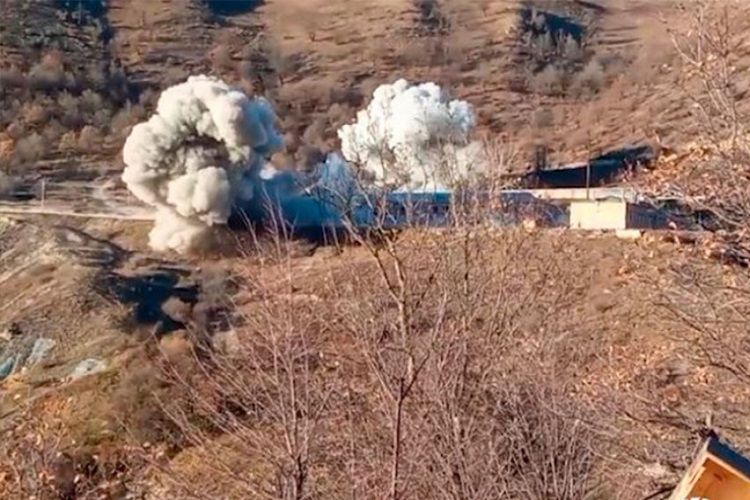 KƏLBƏCƏRİ BOŞALDAN ERMƏNİLƏRDƏN NÖVBƏTİ TƏXRİBAT: hərbi hissəni partladıblar - VİDEO