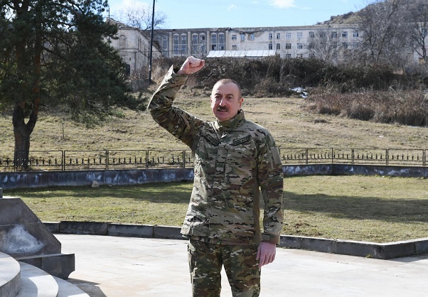 Prezident&nbsp;İlham Əliyev və birinci xanım&nbsp;Şuşada: "Artıq &ldquo;Şuşi&rdquo; adlı şəhər yoxdur, Şuşa var&rdquo; - Səfərdən maraqlı&nbsp;FOTOLAR/VİDEO