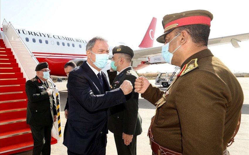 Türkiyənin müdafiə naziri və Baş Qərargah rəisi İraqda səfərdədir