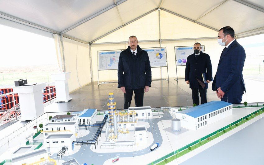 Prezidentdən məmurlara xəbərdarlıq: "Təmizləmə prosesi gedir və gedəcək" - Daha iki zavodun təməli qoyuldu, birinin&nbsp;açılışı&nbsp;oldu&nbsp;- FOTOLAR