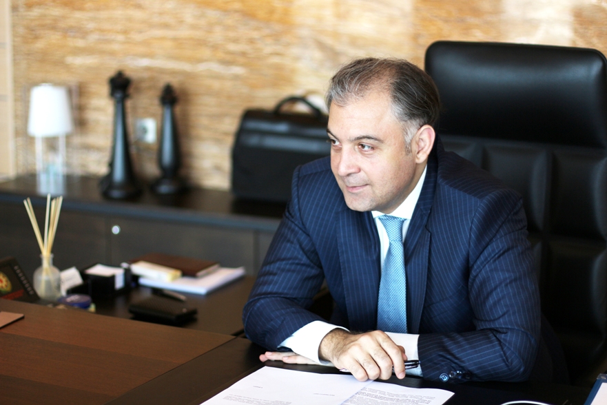 Birinci vitse-prezidentin&nbsp;köməkçisinə yeni vəzifə verildi - Sərəncam