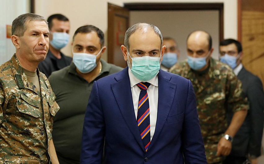Paşinyan&nbsp;orduyla&nbsp;üz-üzə gəldi,&nbsp;çevrilişə çalışan qərargah rəisi&nbsp;istefaya göndərildi: "Heç kim əmrimi&nbsp;pozmağa cəsarət edə bilməz&rdquo;