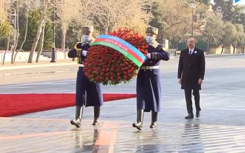 Prezident İlham Əliyev və birinci xanım &ldquo;Ana harayı&rdquo; abidəsini ziyarət edib - FOTOLAR