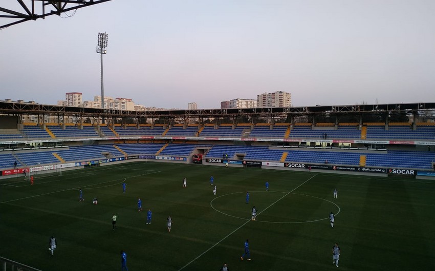 "Bakcell Arena"da işıqlar söndü, oyun yarımçıq dayandırıldı