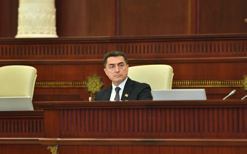 Vitse-spiker: &ldquo;Deputat vəzifəli şəxsdir..."