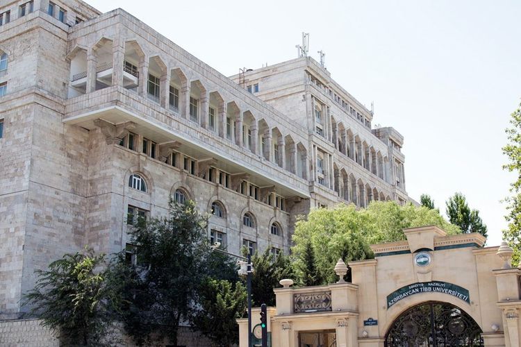 Sabiq deputatdan Tibb Universitetində təhsil haqqının 2 min qaldırılmasına sərt reaksiya: "Bu, kasıb istedadlı gənclərə qənim kəsilməkdir"