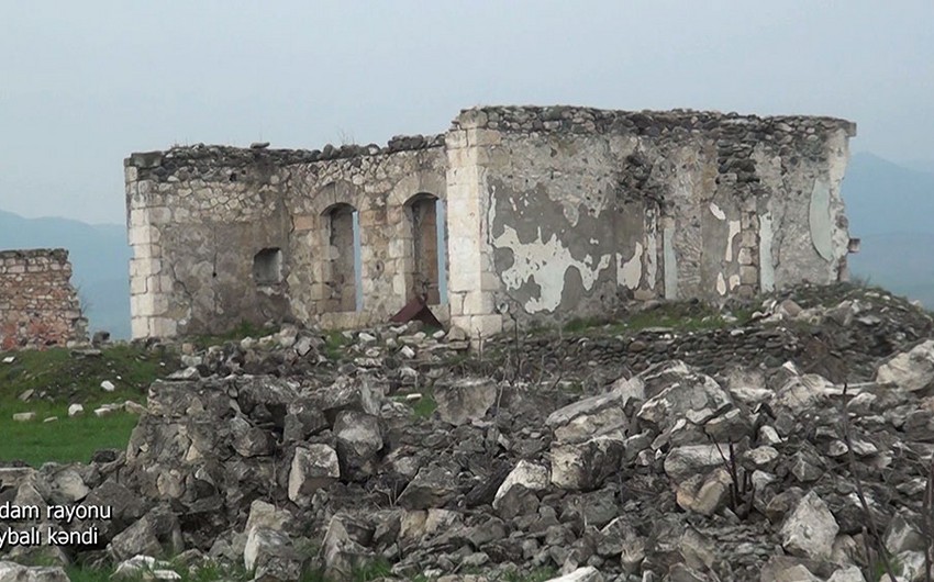 Müdafiə Nazirliyi ermənilərin viran qoyduğu daha bir kəndindən yeni&nbsp;yaydı - VİDEO