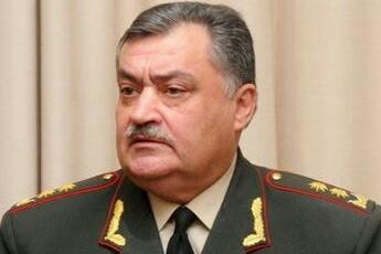 HƏBS EDİLƏN BAŞ HƏKİM BU GENERALIN QOHUMU ÇIXDI - FOTO