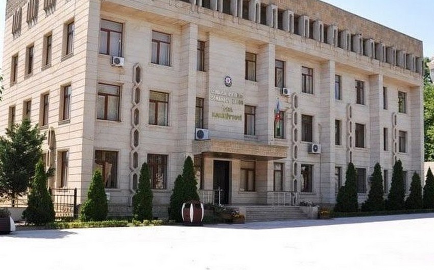 İcra başçısının birinci müavini və baş memar vəzifələrindən azad edilib