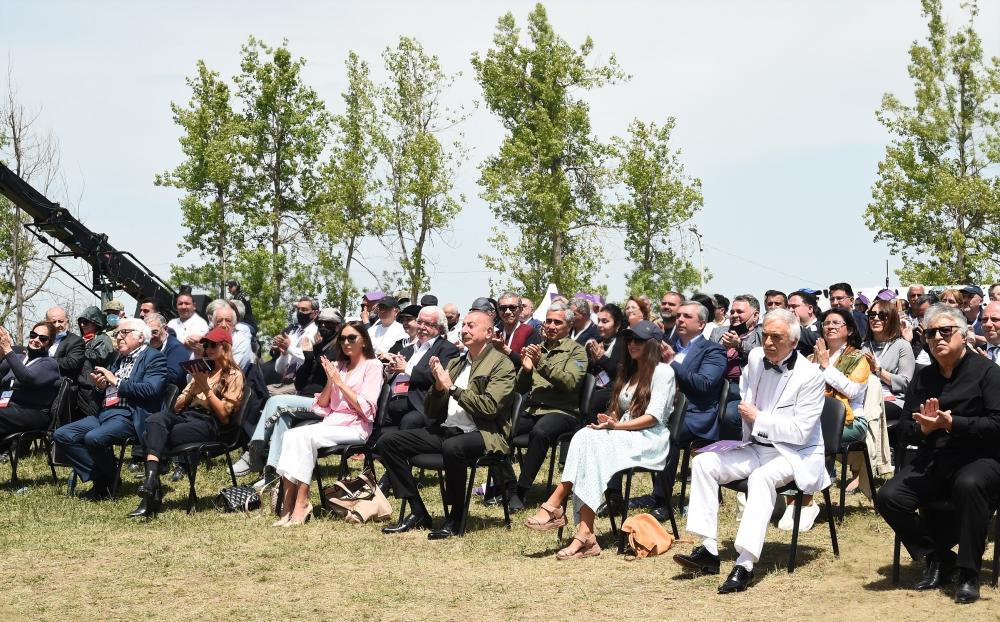 Şuşada &ldquo;Xarıbülbül&rdquo; musiqi festivalı başa çatıb&nbsp;- Mehriban Əliyevadan yeni paylaşım +&nbsp;VİDEO/FOTOLAR