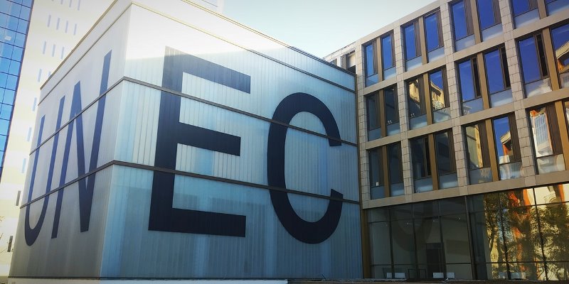 UNEC-in prorektoru vəzifədən azad olunub