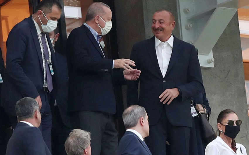 Prezident İlham Əliyevlə Ərdoğan Türkiyə - Uels matçında - FOTOLAR