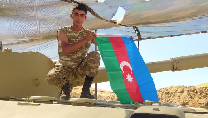 4 medallı qazimiz ailəsi ilə birgə kirayə qaldıqları evdən çıxarılır