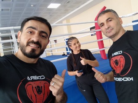 Müğənni Elnarə Xəlilova 3 ay kikboksla məşğul olub - Klipə görə