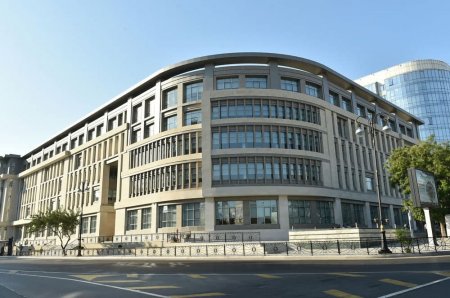 20 şagird, 15 müəllimdə virus aşkarlandı - Bakıda&nbsp;daha bir məktəb&nbsp;bağlandı